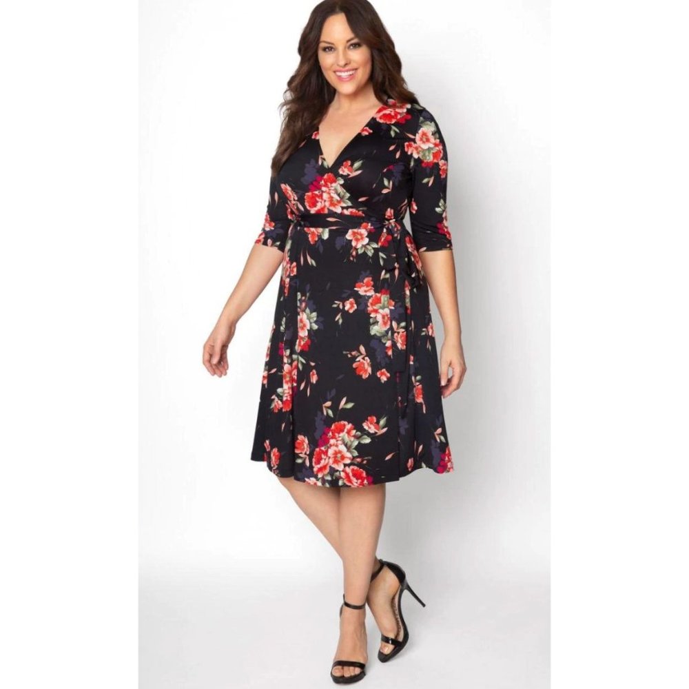 Kiyonna Essential Wrap Dress in Scarlet Bloom 2X NWT